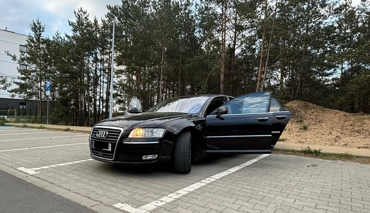 Audi A8 cena 51000 przebieg: 256000, rok produkcji 2009 z Toruń małe 254